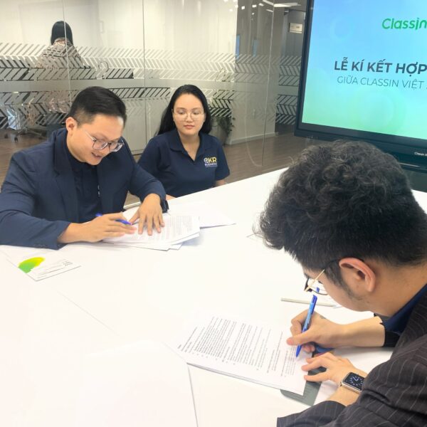 Hợp tác chiến lược OKR.Business x ClassIn Hợp tác chiến lược OKR.Business x ClassIn